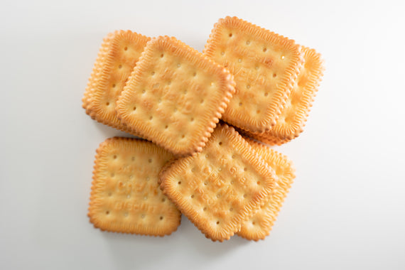 KHONG GUAN Banana Cream Biscuits 康元 香蕉夾心餅 200G